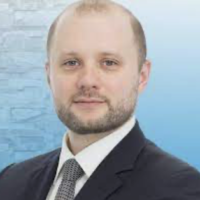 Dr Aleksey Lazarev, Orthopedist